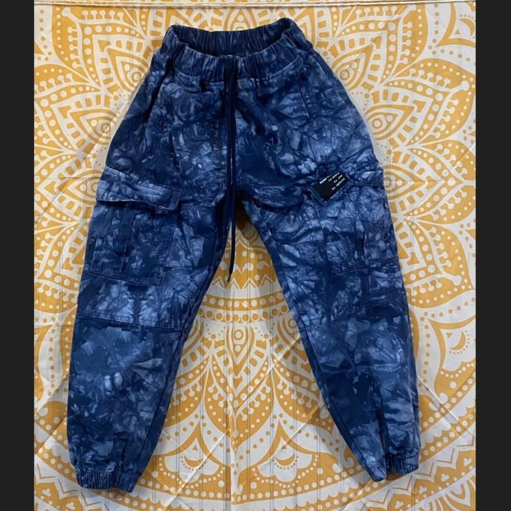 LIKE NEW - Trendy! Tie-dye HIGH WAISTED cargo pants - girls Size S